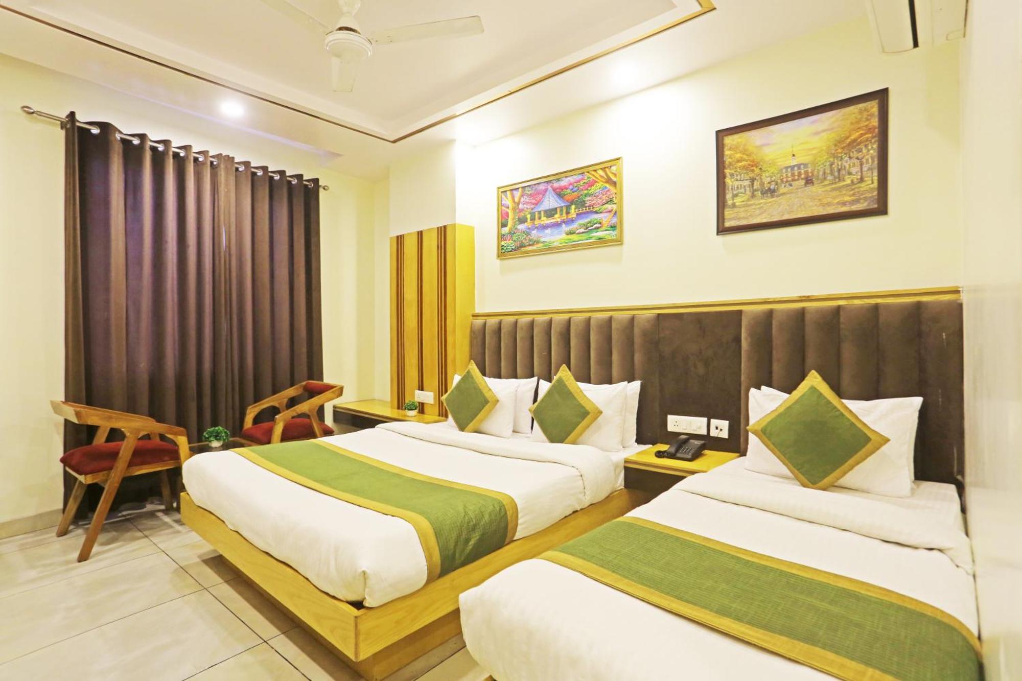Hotel Aman Imperial Just A Minute Away From New Delhi Railway Station And Connaught Place Exterior foto